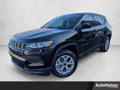 Used 2025 Jeep Compass Sport w/ Mopar Graphics Package