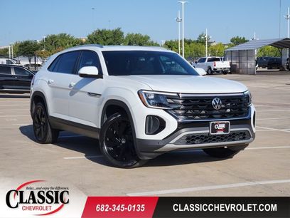Used 2024 Volkswagen Atlas Cross Sport SE w/ Panoramic Sunroof Package
