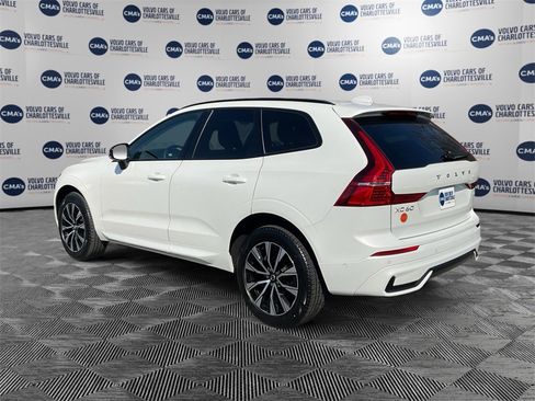 Certified 2023 Volvo XC60 B5 Plus image 3