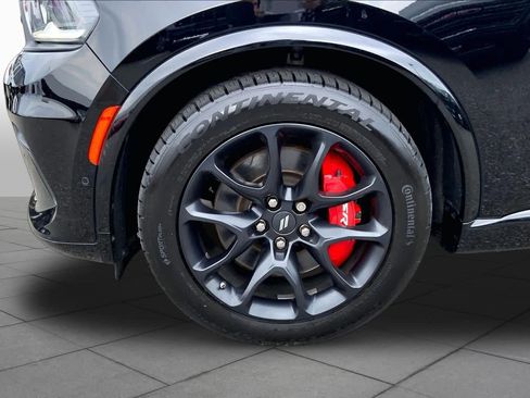 Used 2022 Dodge Durango R/T w/ Tow 'N Go Package AWD/4WD image 10