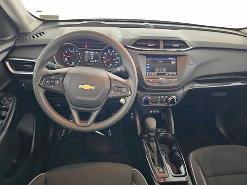 Used 2023 Chevrolet TrailBlazer LS FWD image 26