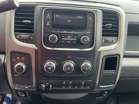 Used 2017 RAM 2500 Tradesman w/ Chrome Appearance Group AWD/4WD image 27