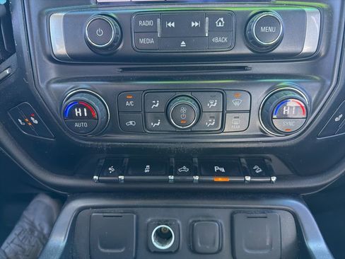 Used 2015 Chevrolet Silverado 1500 LTZ Z71 w/ LTZ Plus Package image 12