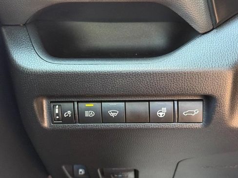 Used 2019 Toyota RAV4 XLE w/ Convenience Package AWD/4WD image 29