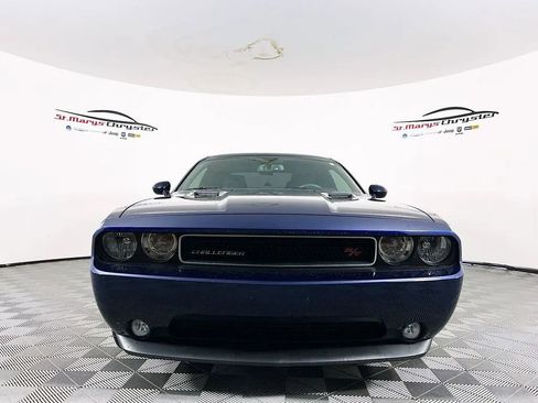 Used 2013 Dodge Challenger R/T image 3