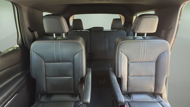 Used 2026 Chevrolet Traverse High Country FWD image 38