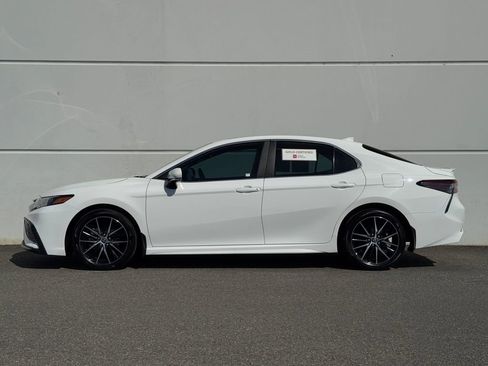 Certified 2024 Toyota Camry SE AWD/4WD image 4