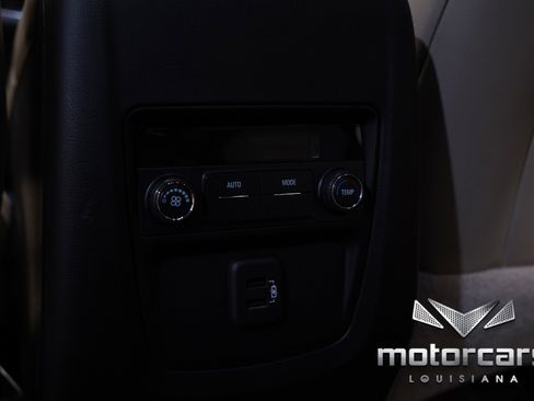 Used 2020 Buick Enclave Essence w/ LPO, Floor Liner Package image 36