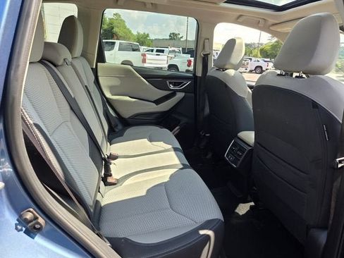 Used 2023 Subaru Forester Premium AWD/4WD image 16