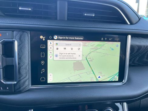 Used 2023 GMC Yukon XL Denali image 23