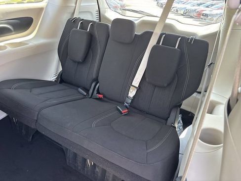 Used 2024 Chrysler Voyager LX FWD image 18