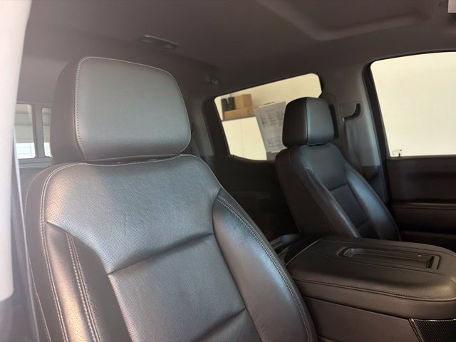 Used 2019 GMC Sierra 1500 SLT w/ SLT Premium Package AWD/4WD image 38