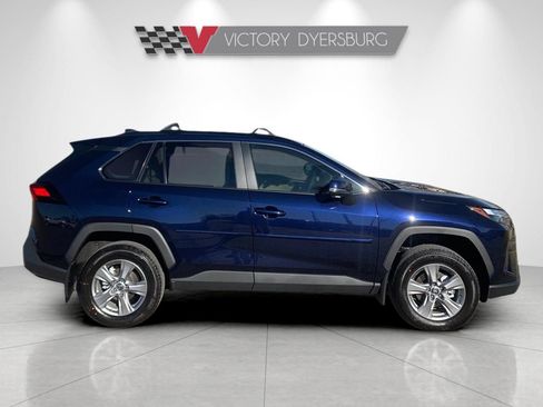 New 2025 Toyota RAV4 XLE w/ Convenience Package AWD/4WD image 9