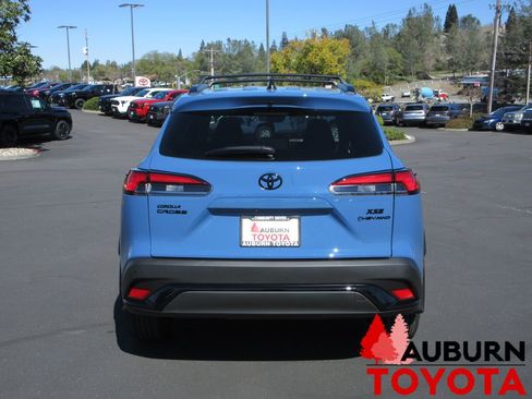New 2026 Toyota Corolla Cross XSE image 3