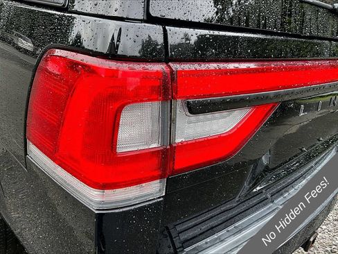 Used 2016 Lincoln Navigator L Reserve AWD/4WD image 28