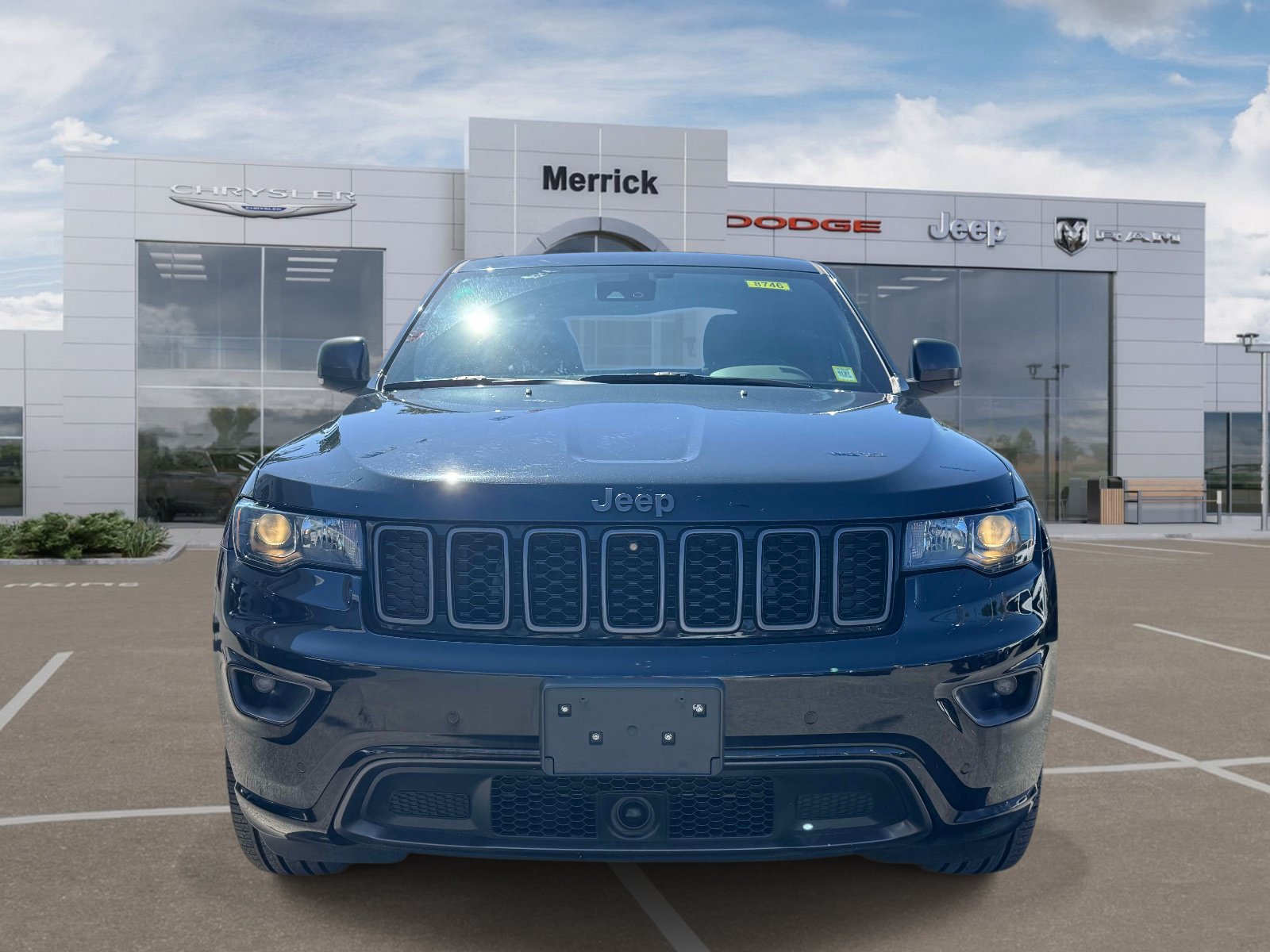 Used 2021 Jeep Grand Cherokee Limited w/ Quick Order Package 2GK 80th AWD/4WD image 3
