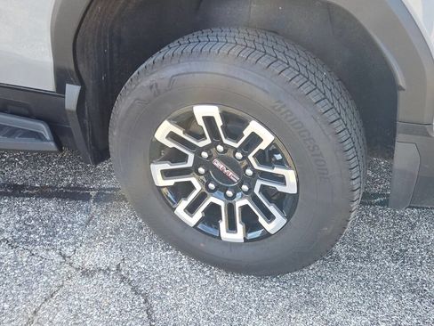 New 2026 GMC Sierra EV Elevation w/ Premium Package AWD/4WD image 14