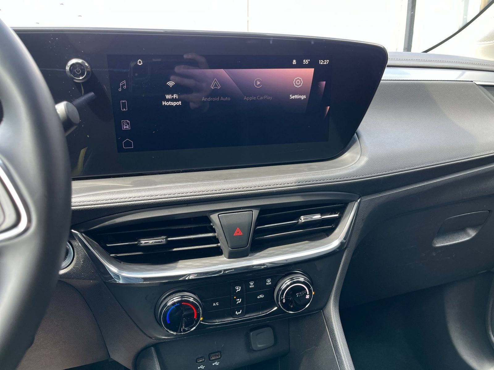 Used 2025 Buick Encore GX Preferred FWD image 19