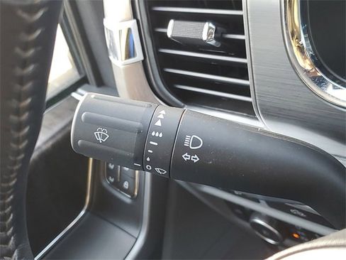 Certified 2022 Ford F150 Lariat w/ Bed Utility Package image 19