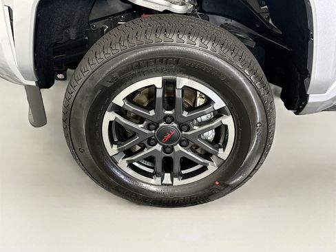 Used 2026 Toyota Tacoma TRD Sport AWD/4WD image 11