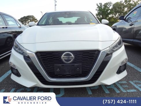 Used 2019 Nissan Altima 2.5 SV FWD image 2