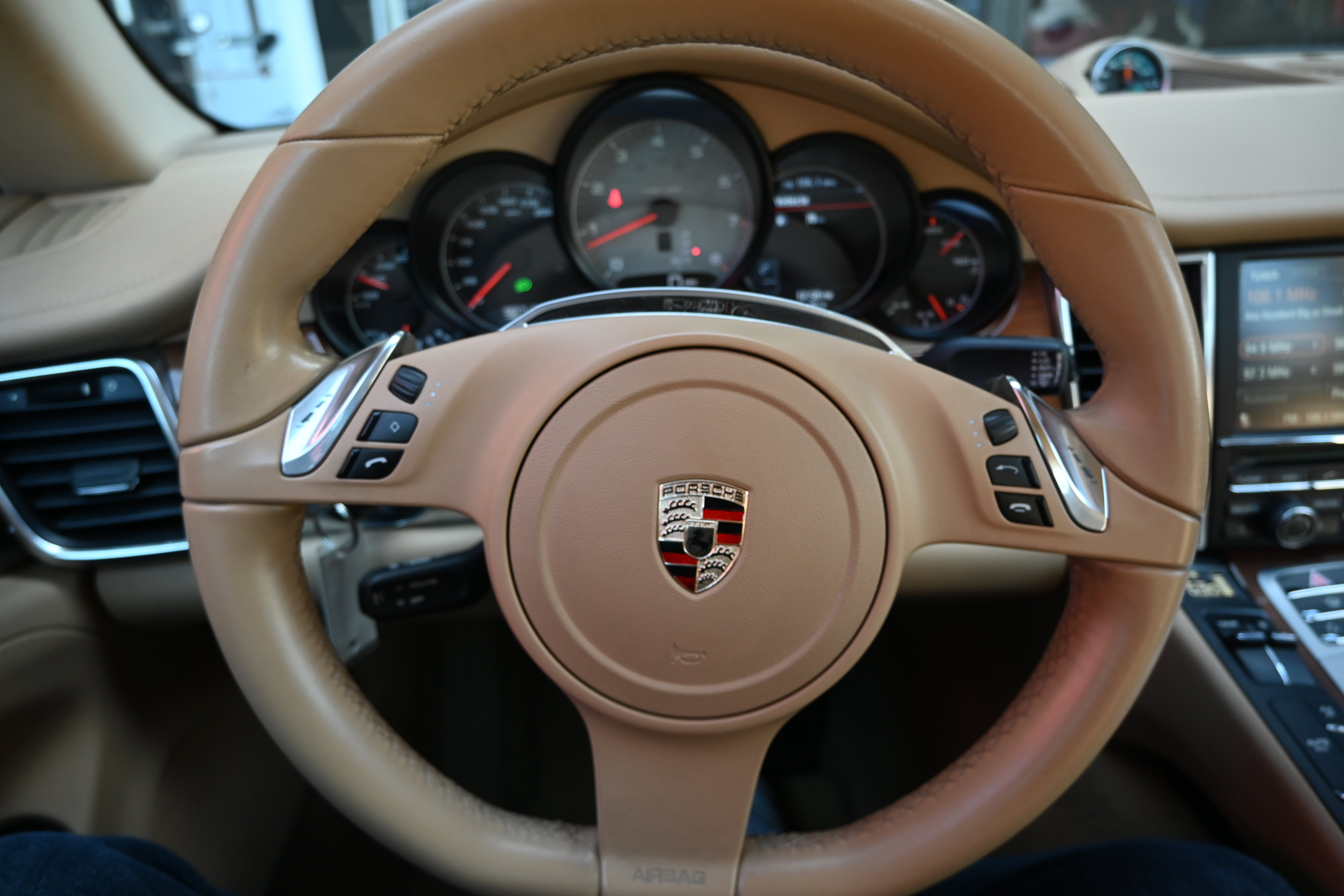 Used 2011 Porsche Panamera S RWD image 49