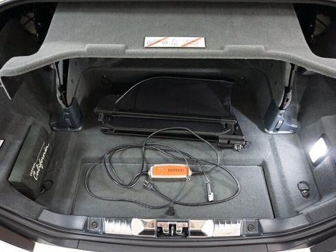 Used 2014 Ferrari California RWD image 22