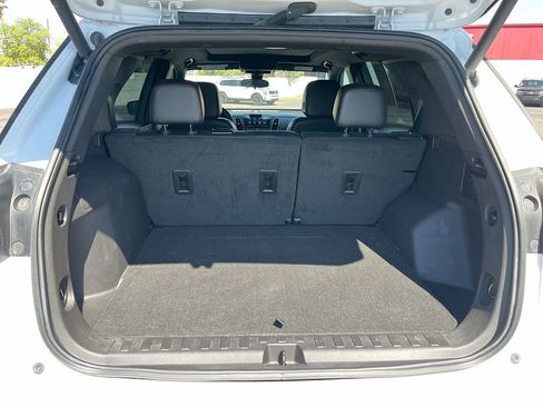 Used 2023 Chevrolet Equinox RS w/ RS Leather Package image 27