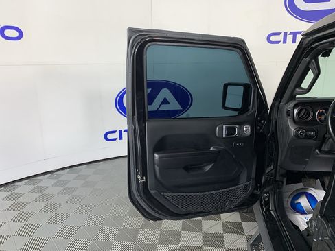 Used 2020 Jeep Wrangler Unlimited Sport AWD/4WD image 13