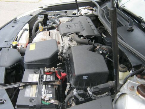 Used 2014 Toyota Camry SE FWD image 15