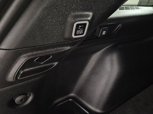 Used 2023 Jeep Grand Cherokee Altitude AWD/4WD image 31