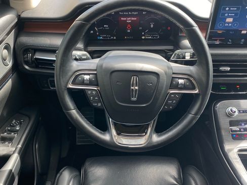 Used 2021 Lincoln Nautilus Reserve w/ Equipment Group 201A FWD image 6