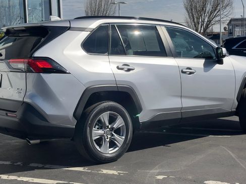 Used 2024 Toyota RAV4 XLE w/ Convenience Package image 5