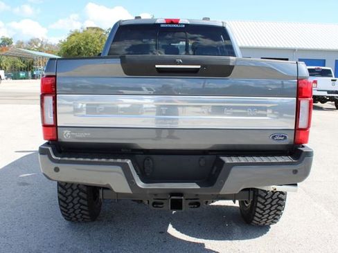 Used 2022 Ford F250 Platinum w/ Tremor Off-Road Package image 9