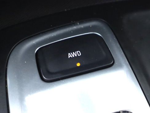 Used 2019 Chevrolet Equinox LT AWD/4WD image 26