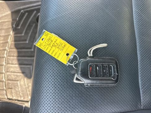 Used 2018 Lexus RX 350 FWD w/ Premium Package image 35