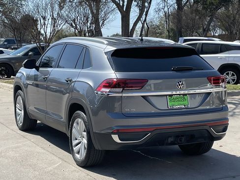 Used 2023 Volkswagen Atlas Cross Sport SE image 4
