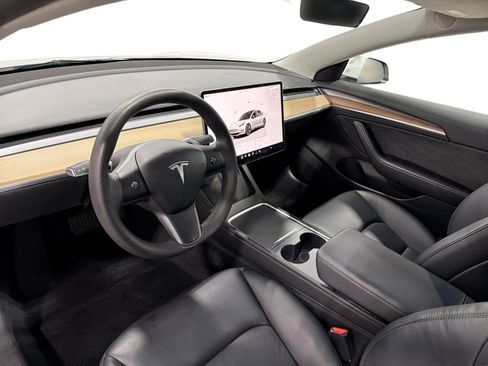 Certified 2023 Tesla Model 3 Standard Range RWD image 9