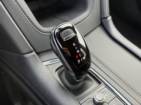 Certified 2024 Cadillac XT6 Premium Luxury image 28