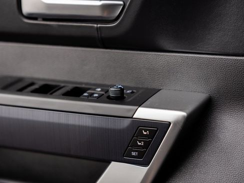 Used 2025 Toyota Tundra Platinum image 27