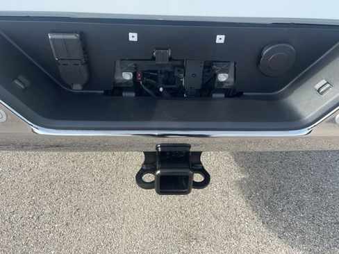 New 2026 Chevrolet Silverado 2500 LTZ w/ LTZ Premium Package AWD/4WD image 15