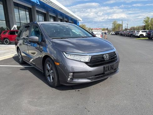 Used 2023 Honda Odyssey EX image 4
