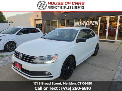Used 2016 Volkswagen Jetta Sport FWD image 8