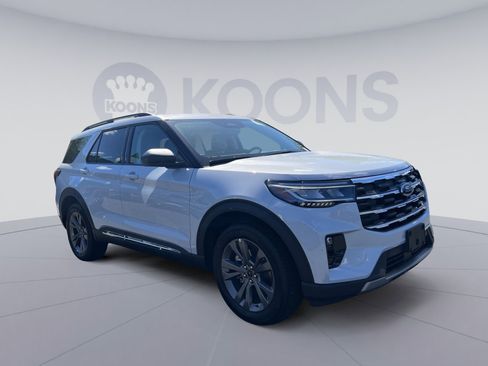 New 2025 Ford Explorer Active w/ Active Comfort Package image 10