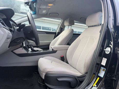 Used 2016 Hyundai Sonata SE image 11