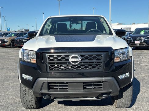 Certified 2024 Nissan Frontier SV w/ Hardbody Edition image 3