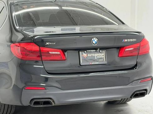 Used 2020 BMW M550i xDrive AWD/4WD image 38
