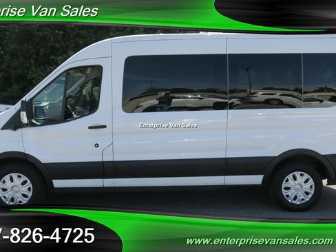 Used 2023 Ford Transit 350 XLT image 9