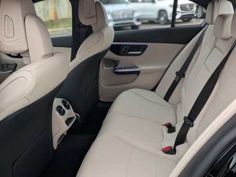 Certified 2025 Mercedes-Benz C 300 4MATIC Sedan image 29