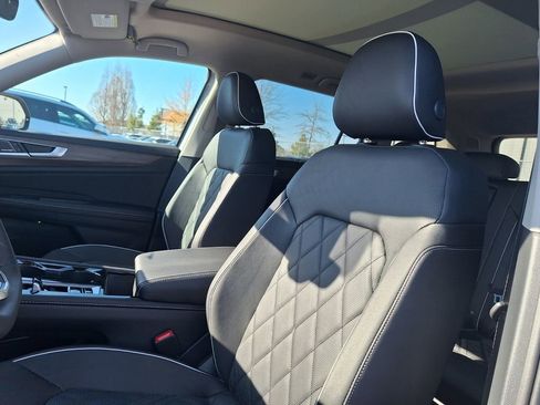 New 2026 Volkswagen Atlas SEL Premium R-Line image 11